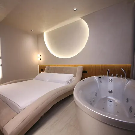 Coral Boutique Hotel 5*