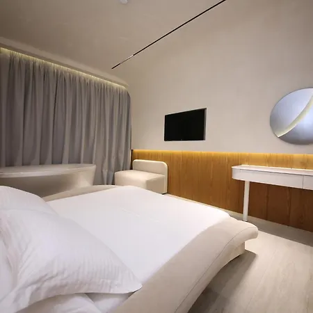 Coral Boutique 5* Vlore