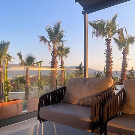 Coral Boutique Hotel 5*