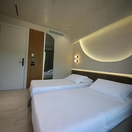 Coral Boutique Hotel 5*